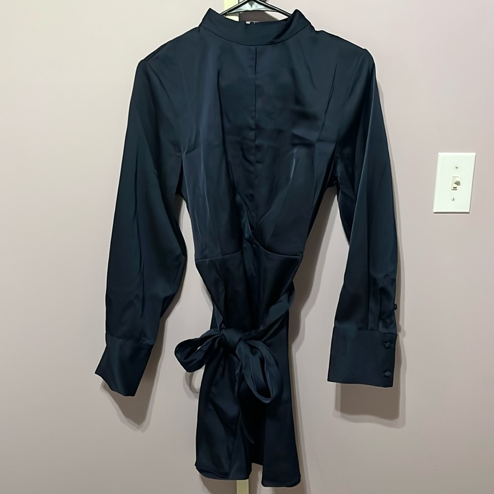 Banana republic zip back keyhole dress